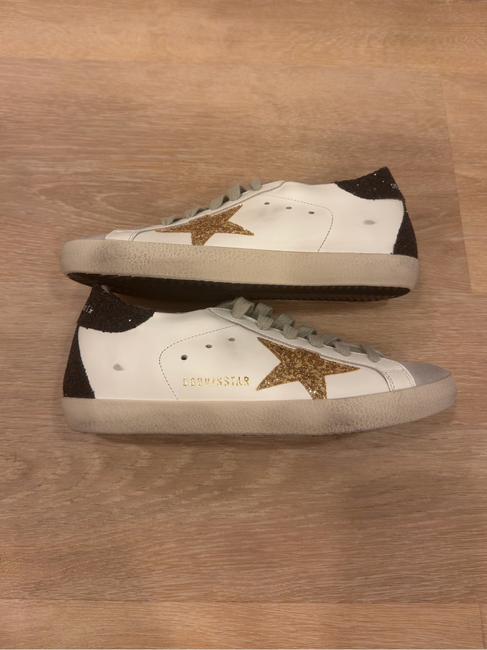 Golden Goose Super-Star Women’s Sneakers